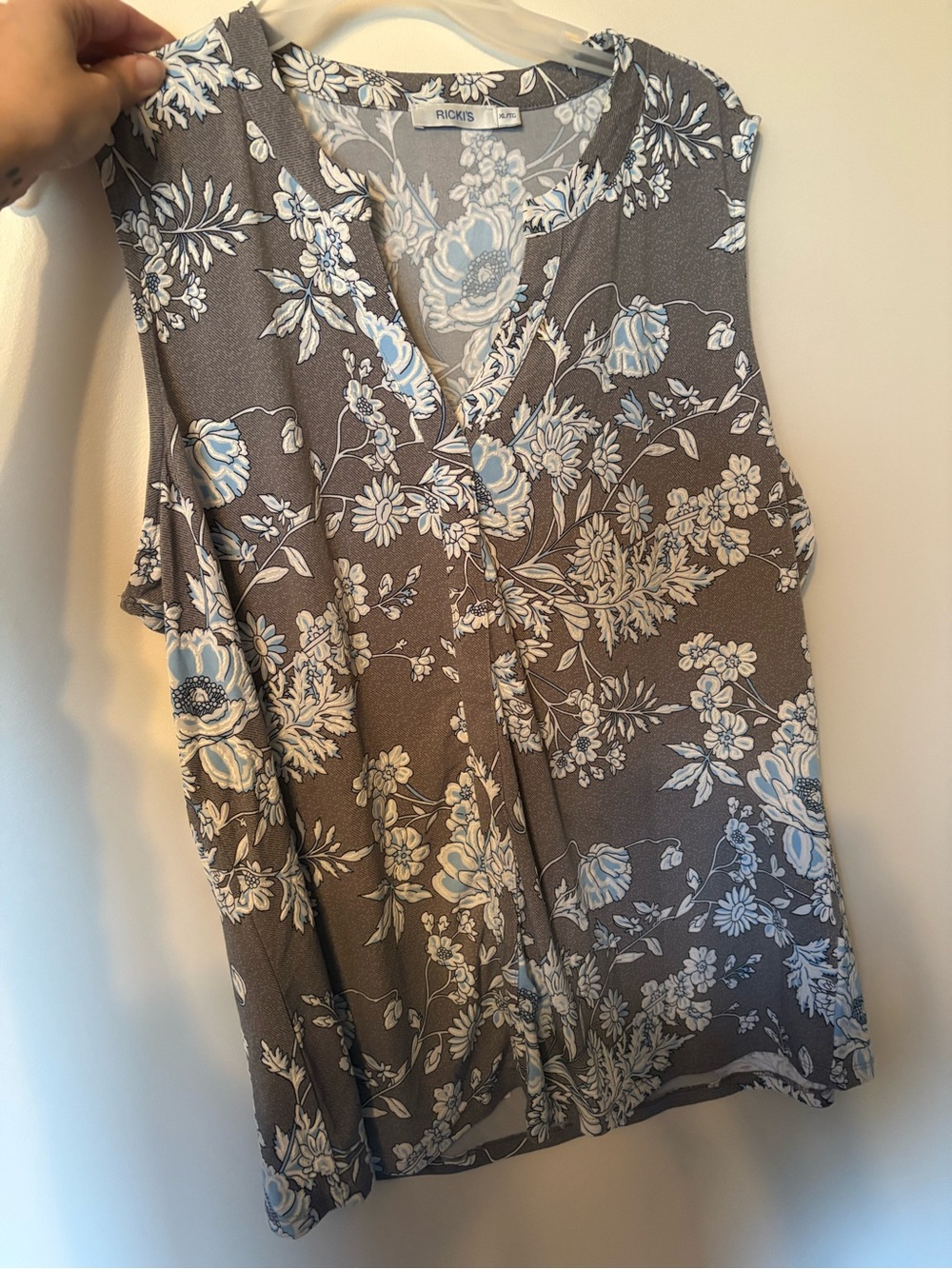 Rickis XL top